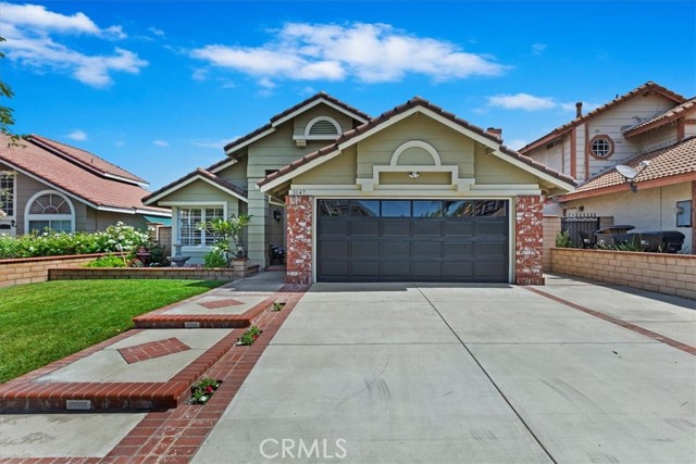 3147 Huckleberry Dr, Corona, CA 92882