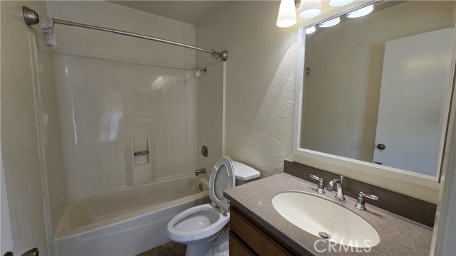 Detail Gallery Image 11 of 22 For 12168 Mount Vernon Ave #8,  Grand Terrace,  CA 92313 - 3 Beds | 3 Baths