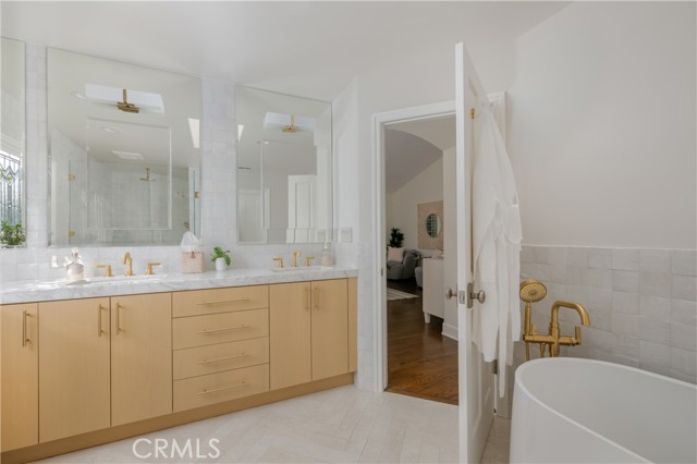 2001 Agnes Rd, Manhattan Beach, California 90266, 5 Bedrooms Bedrooms, ,4 BathroomsBathrooms,Residential,For Sale,Agnes Rd,SB25239453 2001 Agnes Rd, Manhattan Beach, California 90266, 5 Bedrooms Bedrooms, ,4 BathroomsBathrooms,Residential,For Sale,Agnes Rd,SB25239453