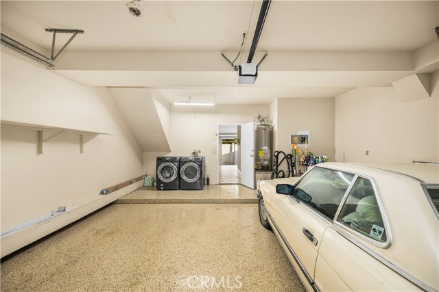 Detail Gallery Image 20 of 41 For 1062 Walnut St #C,  Tustin,  CA 92780 - 2 Beds | 2/1 Baths