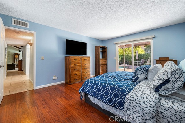 Detail Gallery Image 25 of 40 For 8052 N Mariposa St, Fresno,  CA 93720 - 3 Beds | 2 Baths