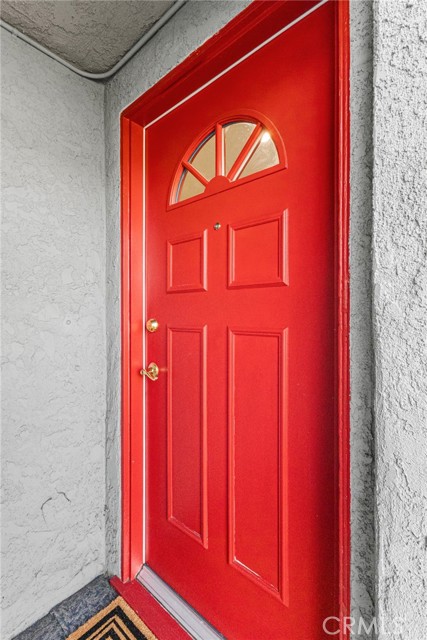 Detail Gallery Image 3 of 34 For 1817 N Hollywood, Burbank,  CA 91505 - 2 Beds | 1 Baths