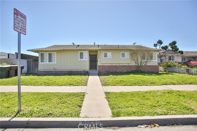 Detail Gallery Image 1 of 1 For 8852 Anthony Ave, Garden Grove,  CA 92841 - 5 Beds | 2 Baths