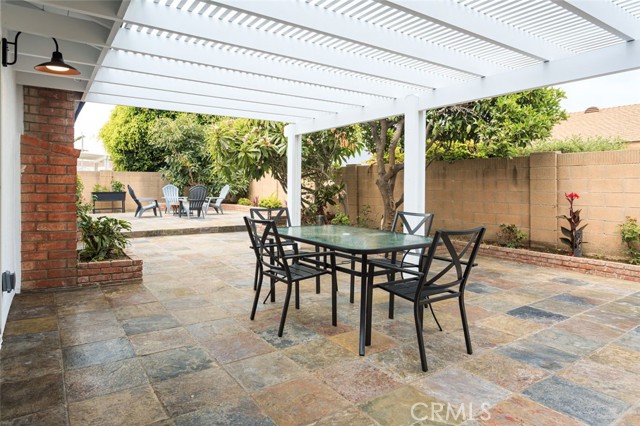 7231 Siena Avenue, Westminster CA: https://media.crmls.org/medias/cdba5521-537d-46ca-98e8-afdf93f0815b.jpg