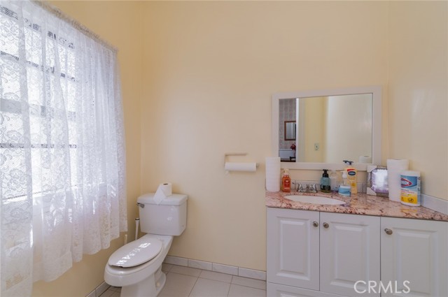  Commercial for Sale in Santa Monica, California
