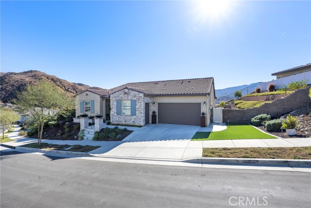 Detail Gallery Image 3 of 63 For 11667 Oakton Way, Corona,  CA 92883 - 3 Beds | 3/1 Baths