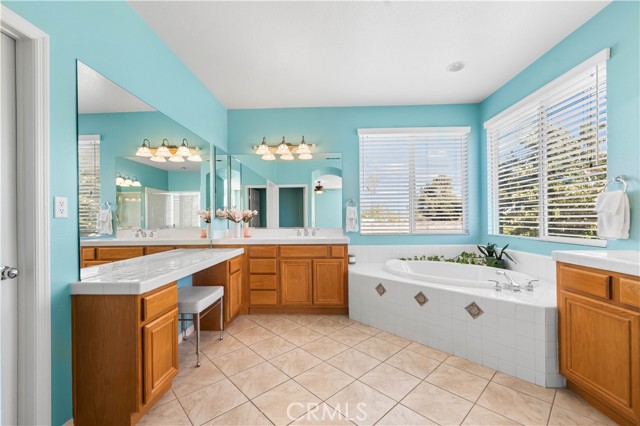Detail Gallery Image 43 of 68 For 3824 Tournament Dr, Palmdale,  CA 93551 - 5 Beds | 3/1 Baths