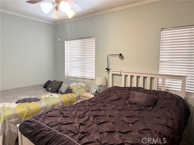 516 N Brand Boulevard, San Fernando CA: https://media.crmls.org/medias/cdbaabe3-b37a-42b7-ae84-a8d115e81419.jpg