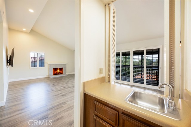 Detail Gallery Image 11 of 33 For 8052 Valle Vista, Rancho Cucamonga,  CA 91730 - 3 Beds | 3 Baths