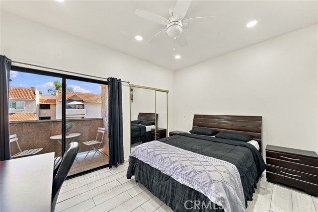 10943 Laurel Canyon Boulevard, B9 photo 11