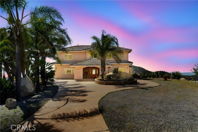 Detail Gallery Image 2 of 68 For 15471 Green Valley Truck Trl, Ramona,  CA 92065 - 4 Beds | 3/1 Baths