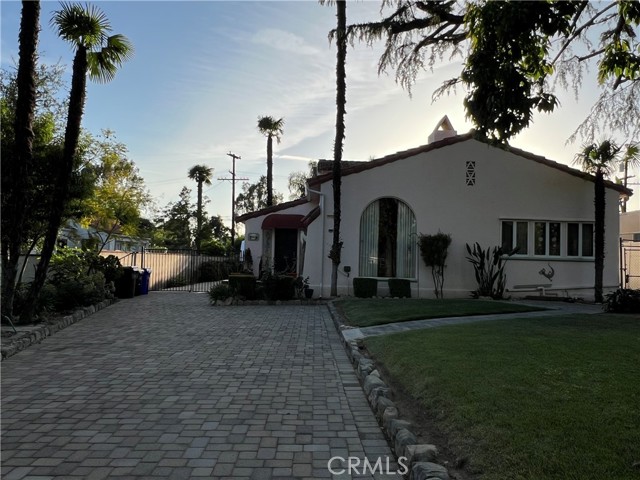 Detail Gallery Image 1 of 75 For 1465 N Euclid Ave, Upland,  CA 91786 - 2 Beds | 2 Baths