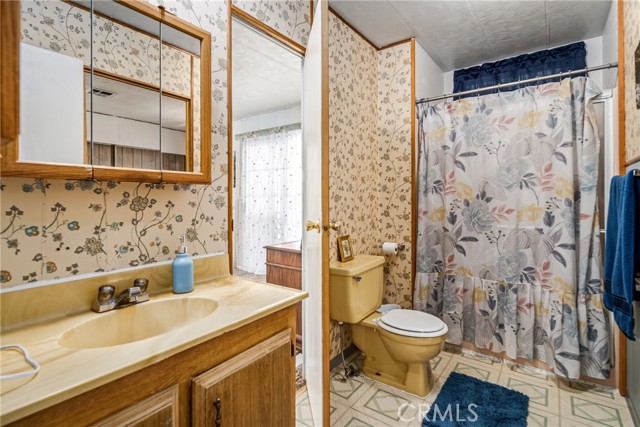 Detail Gallery Image 17 of 33 For 2550 E Avenue I #19,  Lancaster,  CA 93535 - 3 Beds | 2 Baths
