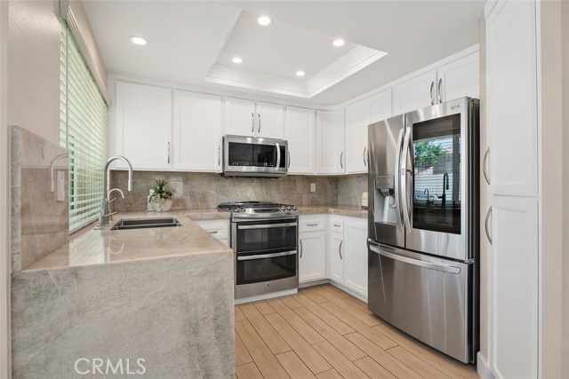 Detail Gallery Image 20 of 47 For 43 Gannet Ln, Newport Beach,  CA 92660 - 3 Beds | 2/1 Baths