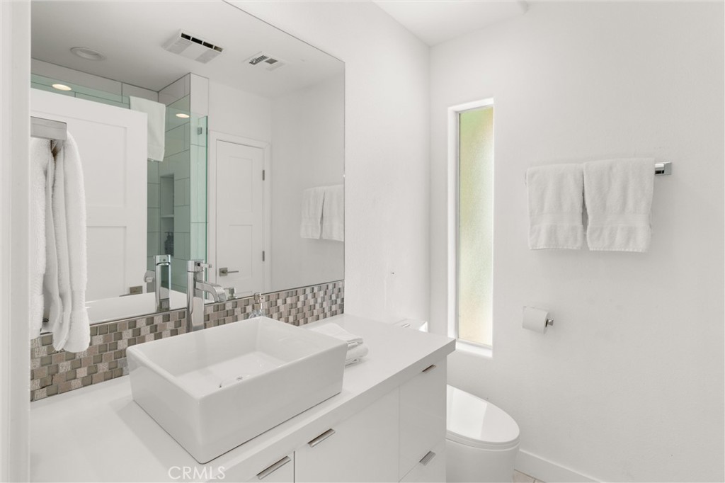 MLS #OC25199426 image #18