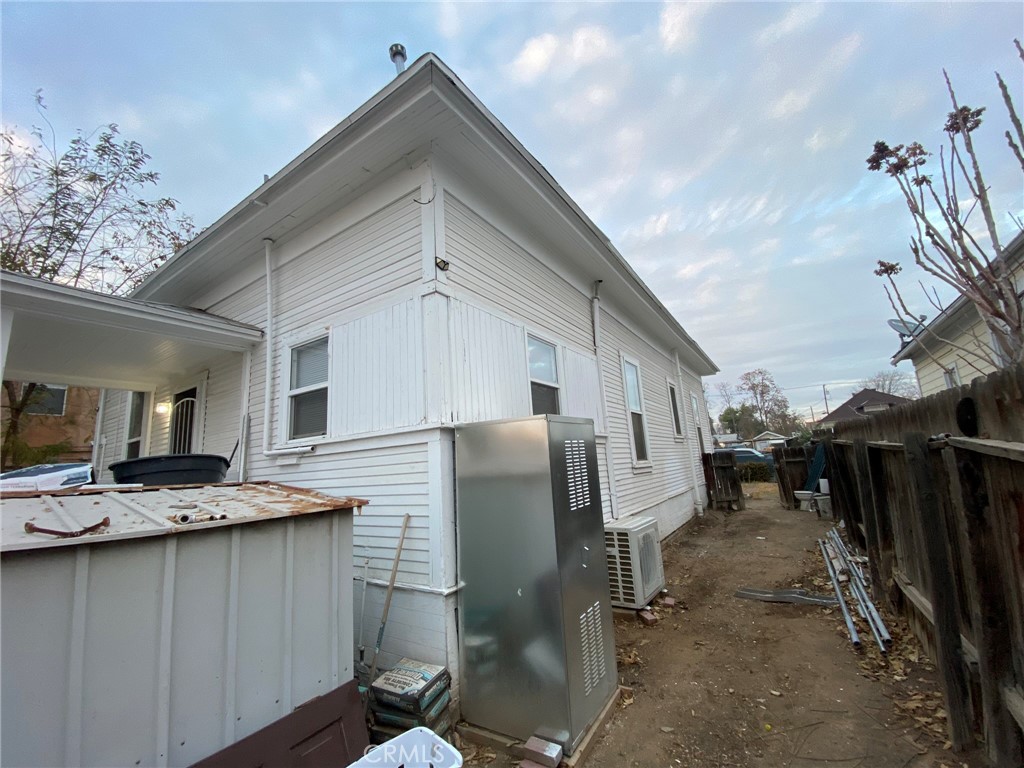 Cdbe775C 41Db 4Eb4 9Ea0 Bf120Fddedcf 805 Kentucky Street, Bakersfield, Ca 93305 &Lt;Span Style='BackgroundColor:transparent;Padding:0Px;'&Gt; &Lt;Small&Gt; &Lt;I&Gt; &Lt;/I&Gt; &Lt;/Small&Gt;&Lt;/Span&Gt;