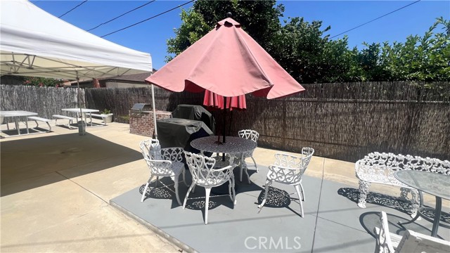 11053 Elmcrest St, El Monte CA: https://media.crmls.org/medias/cdbe816f-9570-46ca-ae63-5dc0d1dc64a0.jpg