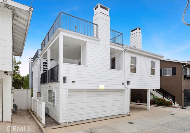 314 1/2 Larkspur Avenue, Corona del Mar CA: https://media.crmls.org/medias/cdbe9d69-2c90-428f-a45f-020937dc0c0d.jpg