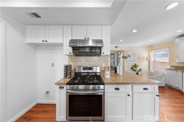 Detail Gallery Image 15 of 53 For 16 Las Piedras, Rancho Santa Margarita,  CA 92688 - 4 Beds | 2/1 Baths