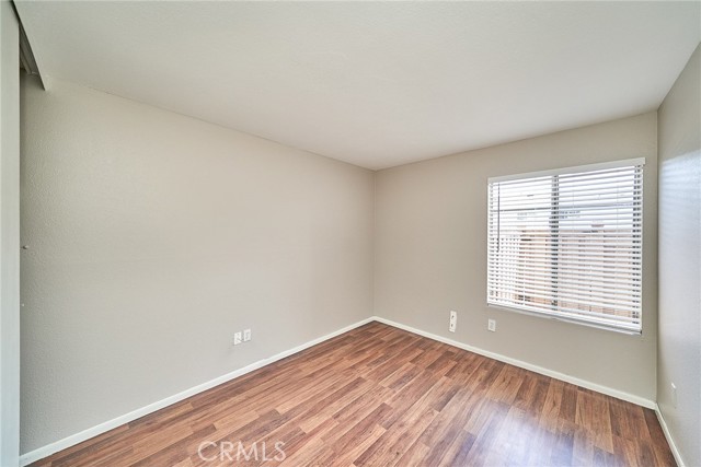 Image 6 of 23 For 3550 Ruffin Road 142