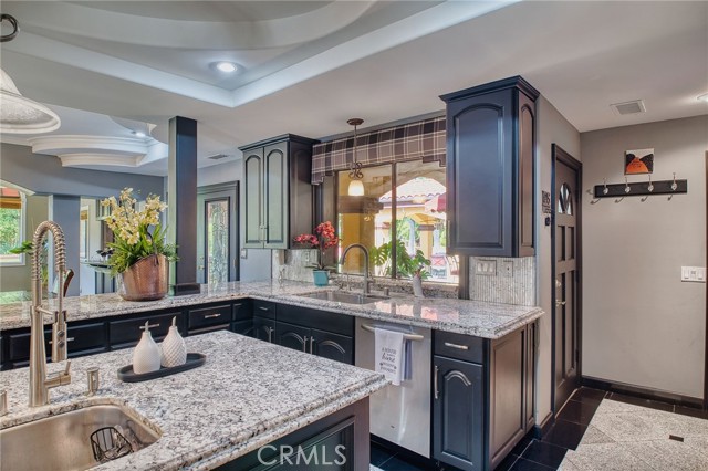 948 Peninsula Avenue, Claremont CA: https://media.crmls.org/medias/cdbfc970-2324-479d-b468-1f5731fa60f8.jpg