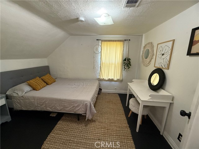 Detail Gallery Image 9 of 14 For 3332 2nd St, Riverside,  CA 92501 - 3 Beds | 1/1 Baths