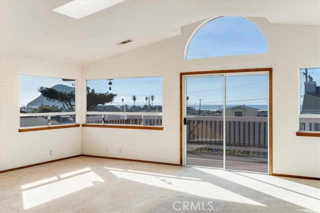 Detail Gallery Image 6 of 29 For 2559 Greenwood, Morro Bay,  CA 93442 - 3 Beds | 3 Baths