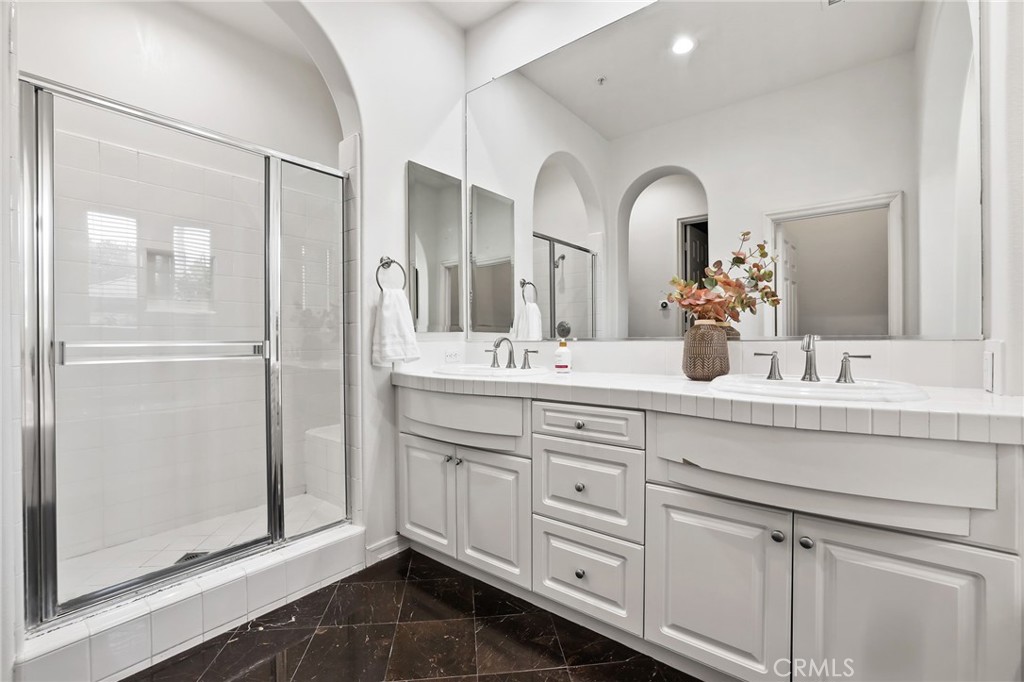 MLS #OC25229968 image #38