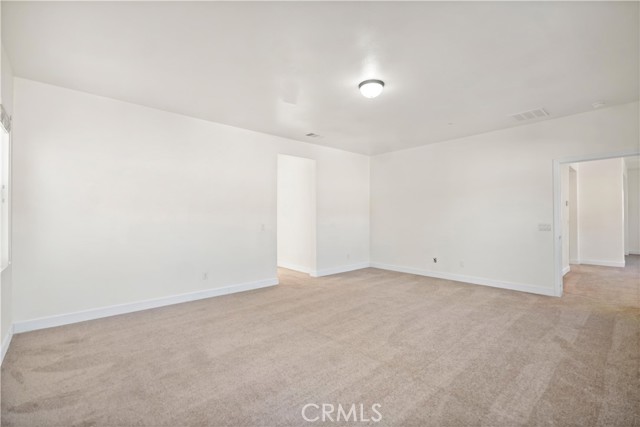 Detail Gallery Image 13 of 30 For 730 N via Barolo, Ontario,  CA 91764 - 4 Beds | 3 Baths