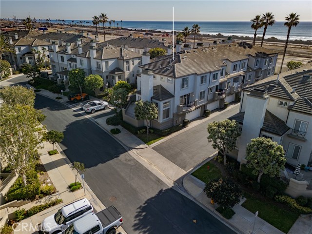 Detail Gallery Image 5 of 46 For 6242 Surfboard, Huntington Beach,  CA 92648 - 3 Beds | 2/1 Baths
