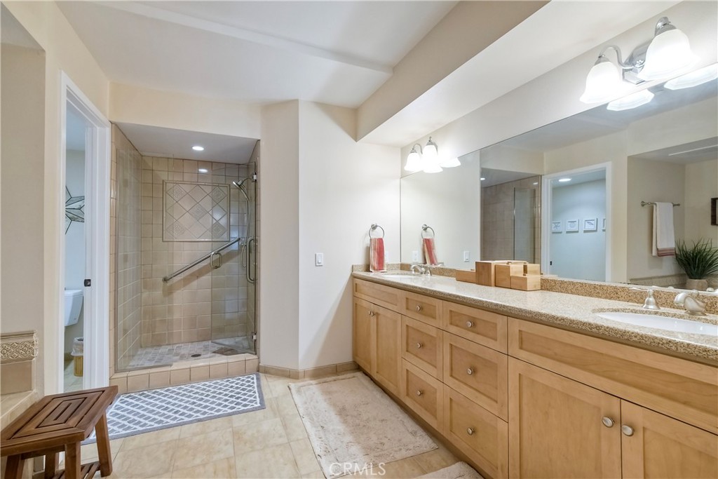 543 Laguna Drive - photo 20