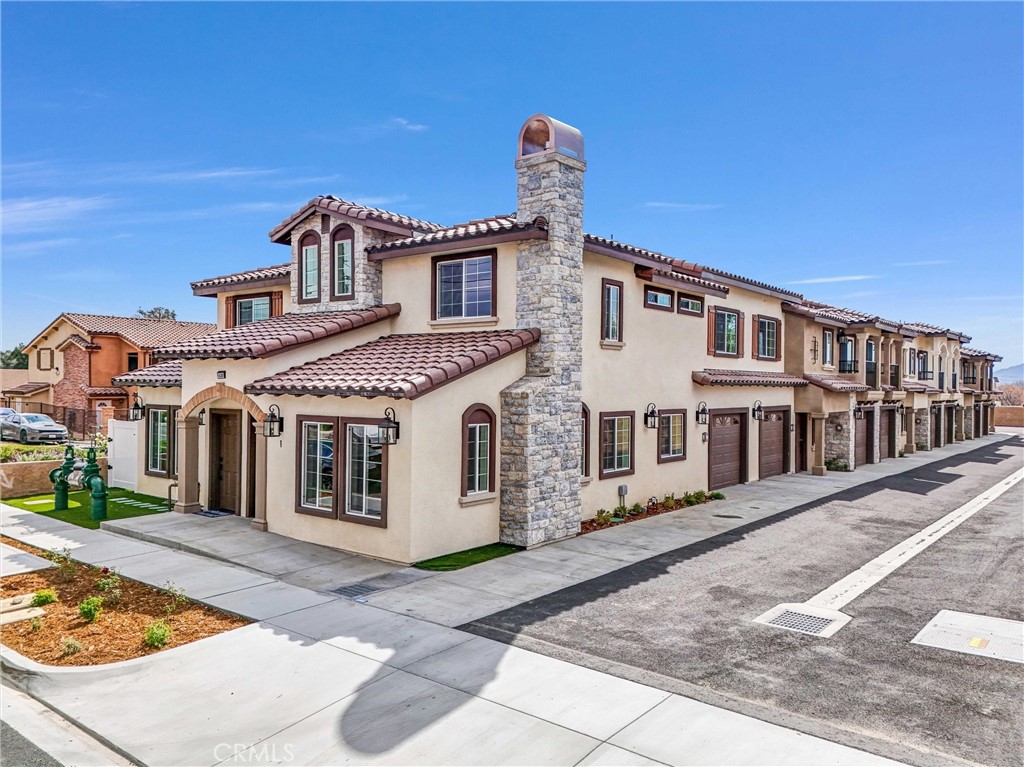 16385 Valencia Avenue #5