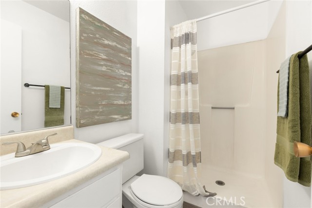 Detail Gallery Image 12 of 28 For 395 Gardenside Ct, Chico,  CA 95973 - 3 Beds | 2 Baths