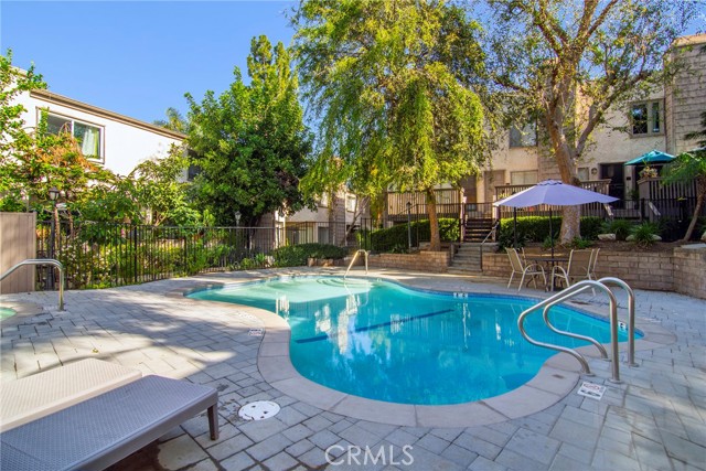 Detail Gallery Image 22 of 24 For 18316 Hatteras #27,  Tarzana,  CA 91356 - 2 Beds | 2 Baths