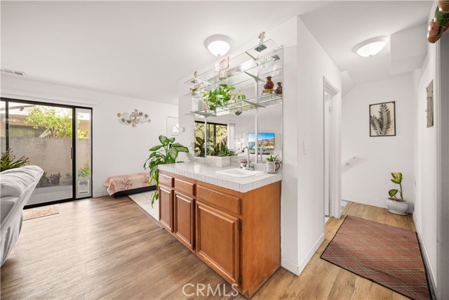 Detail Gallery Image 18 of 40 For 4021 182nd #H, Torrance,  CA 90504 - 3 Beds | 2/1 Baths