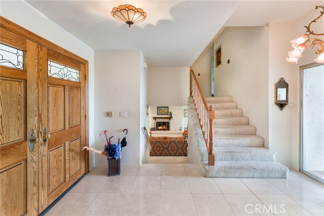 Detail Gallery Image 10 of 22 For 4724 Conchita Way, Tarzana,  CA 91356 - 4 Beds | 2/1 Baths