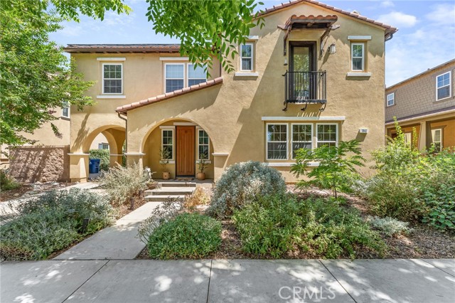3943 E Lindenwood Drive, Ontario CA: https://media.crmls.org/medias/cdc3ddce-ca6f-4c82-99c7-48028d258123.jpg