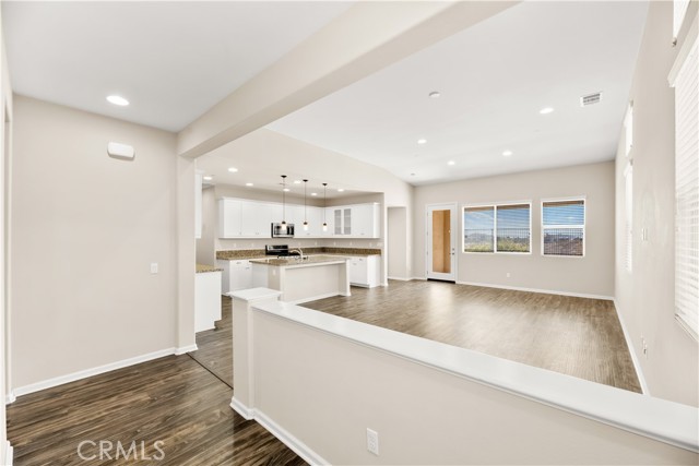 36432 Chervil Court, Lake Elsinore CA: https://media.crmls.org/medias/cdc42f91-e144-4963-81f8-27227ffdd9e4.jpg