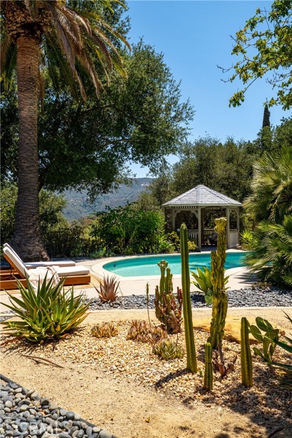 Detail Gallery Image 29 of 33 For 24537 Dry Canyon Cold Creek Rd, Calabasas,  CA 91302 - 4 Beds | 3 Baths