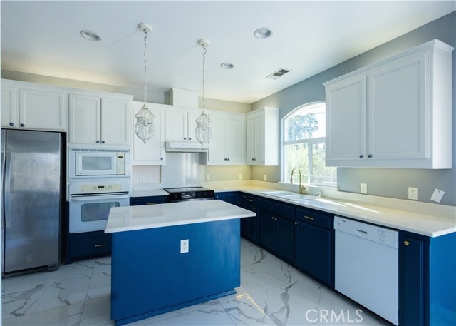 24115 Black Bart Court, Corning CA: https://media.crmls.org/medias/cdc52b58-fa4a-403a-908f-393a89399e54.jpg