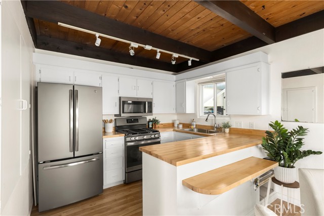 Detail Gallery Image 12 of 41 For 3330 Tide Ave #11,  Morro Bay,  CA 93442 - 2 Beds | 2 Baths