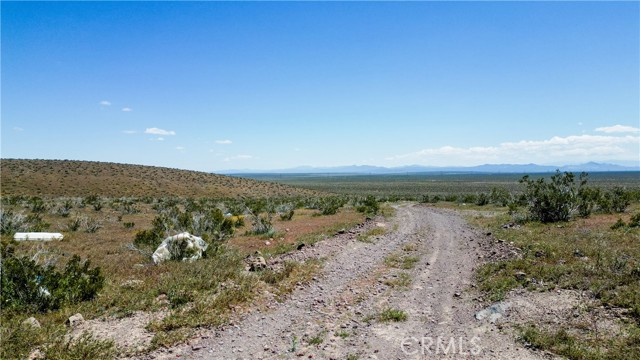 Detail Gallery Image 4 of 17 For 2 Miles W 395, Adelanto,  CA 92301 - – Beds | – Baths