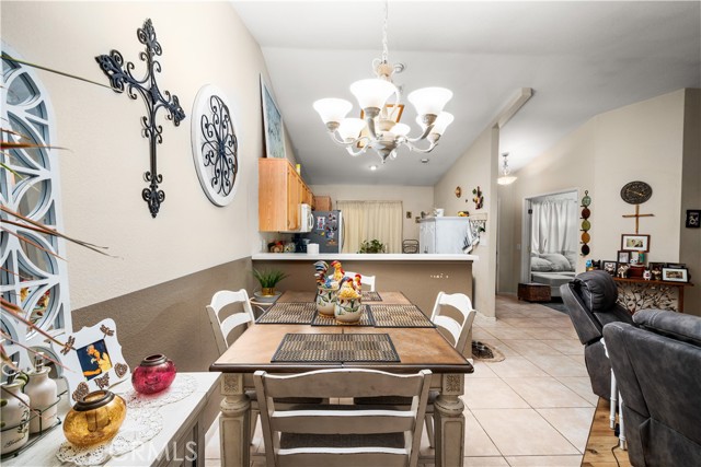 Detail Gallery Image 18 of 32 For 11837 Cambridge St, Adelanto,  CA 92301 - 4 Beds | 2 Baths