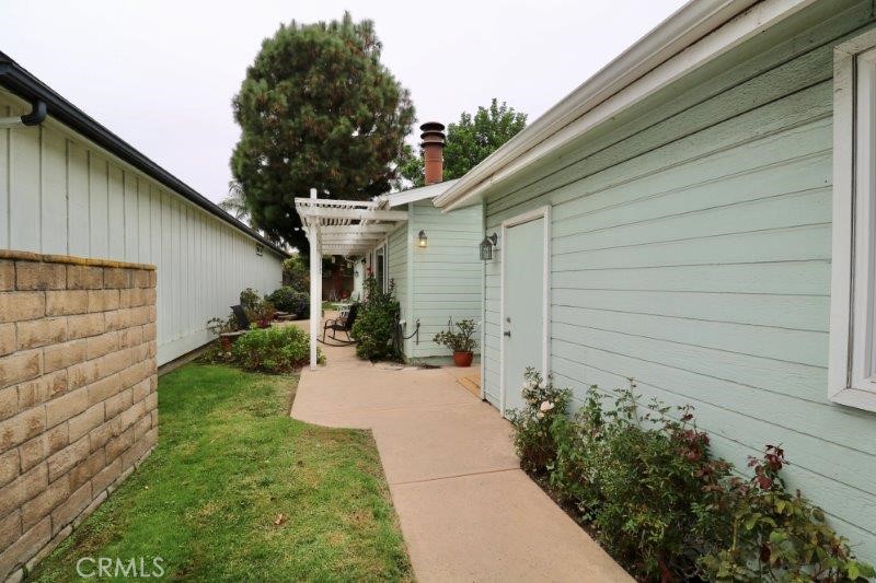 MLS #OC25238608 image #2