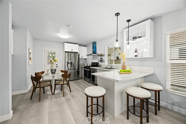 Detail Gallery Image 6 of 25 For 2461 Saint Pierre Ave, Altadena,  CA 91001 - 4 Beds | 2 Baths