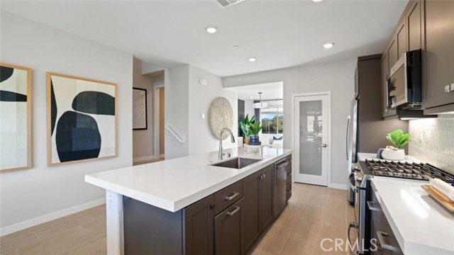 Detail Gallery Image 4 of 23 For 11 Graze Way, Rancho Mission Viejo,  CA 92694 - 2 Beds | 2/1 Baths