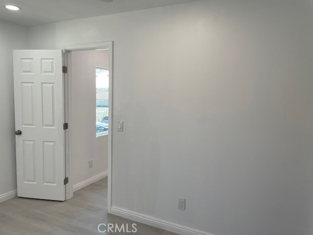 Detail Gallery Image 8 of 22 For 15721 Lake Ridge Adu,  Lake Elsinore,  CA 92530 - 2 Beds | 1 Baths