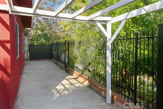 Detail Gallery Image 29 of 34 For 1178 Buelah, Los Angeles,  CA 90063 - 3 Beds | 2 Baths