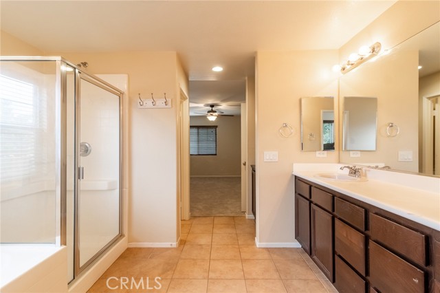 22326 Blue Lupine Circle, Grand Terrace CA: https://media.crmls.org/medias/cdc982ec-bca8-45cd-aa5c-1ffc776e8f16.jpg