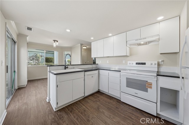 Detail Gallery Image 17 of 48 For 101 Marina Dr S., Lakeport,  CA 95453 - 2 Beds | 1/1 Baths